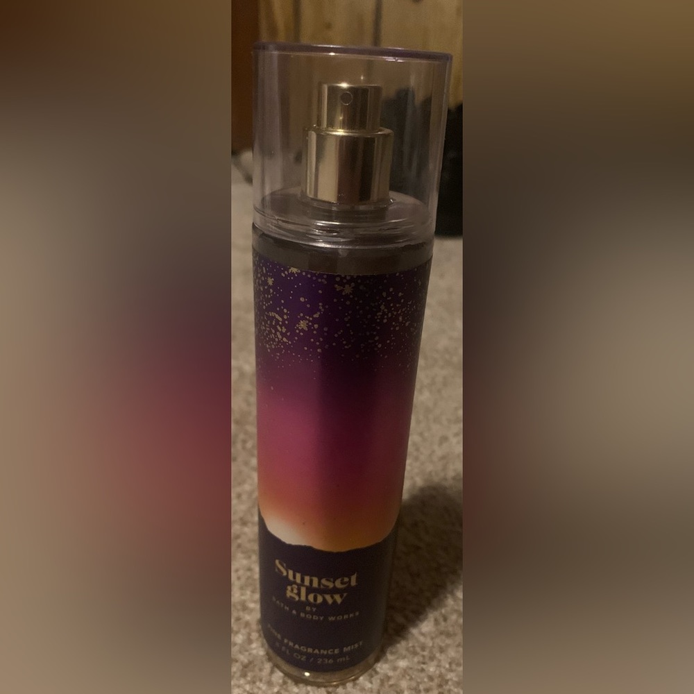 Used Bath & Body Works Sunset Glow Fragrance Mist